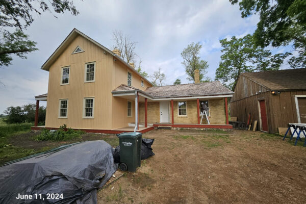 Andrew Peterson Farmhouse – Exterior photo finished